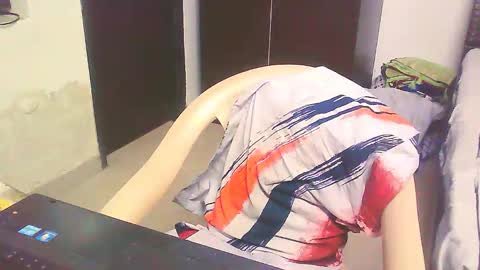 Chris B online show from 10-10-25, 01:32