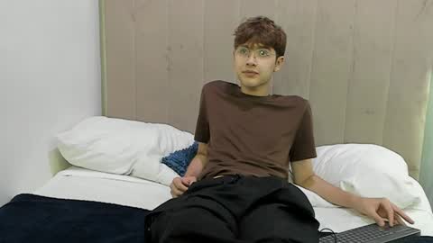 Boleyn online show from 01-05-25, 11:59