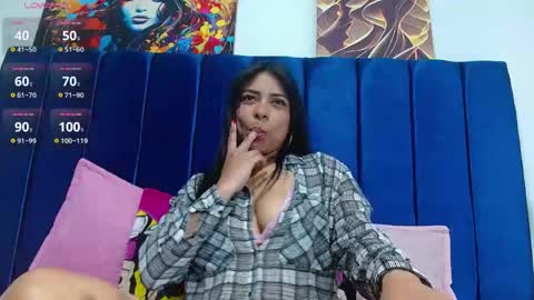 Snapshot of bombom_brown1 chatting on 05-19-26, 08:26 bombom_brown1 online show from 05-19-26, 08:26