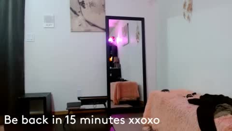 Snapshot of bombshellbaeby chatting on 11-04-25, 05:28 BombshellBaeby online show from 11-04-25, 05:28