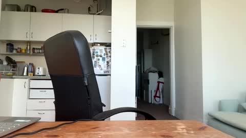 Bondi online show from 02-27-25, 10:09