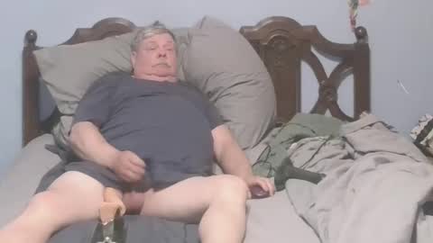 Snapshot of boner1961 chatting on 02-15-26, 10:47 boner1961 online show from 02-15-26, 10:47