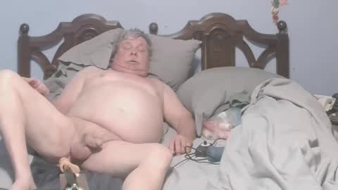 Snapshot of boner1961 chatting on 03-12-26, 11:27 boner1961 online show from 03-12-26, 11:27