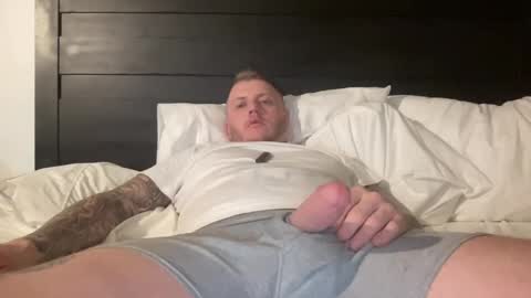 boner4you1994 online show from 02-17-25, 09:52