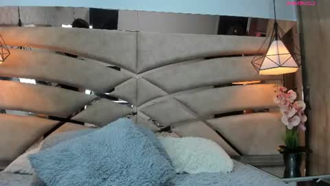 bonet_iris online show from 07-21-26, 11:01