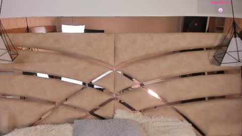 bonet_iris online show from 07-31-26, 11:09