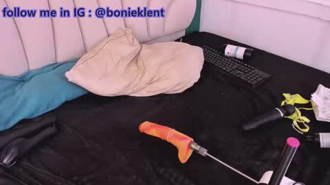 bonieklent online show from 03-11-25, 09:13