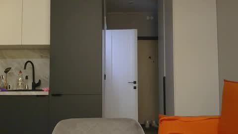 bonne_chance online show from 11-23-25, 05:24