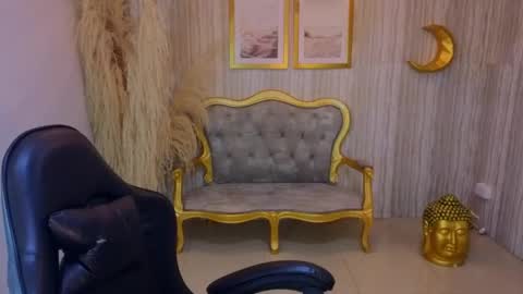 Bonnie  online show from 05-25-26, 12:33