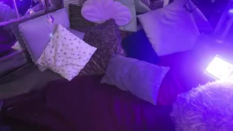 Snapshot of bonnie_and_clyde_11 chatting on 11-08-25, 11:36 Bonnie and Clyde online show from 11-08-25, 11:36