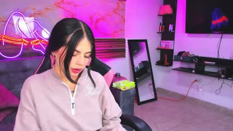 becky online show from 05-31-26, 01:47