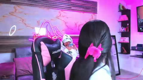 becky online show from 06-30-26, 02:12