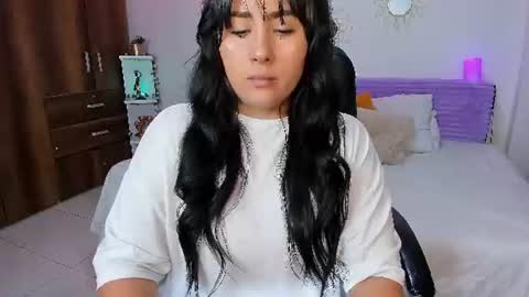 Snapshot of bonny_greylm chatting on 06-30-26, 02:23 sofia online show from 06-30-26, 02:23