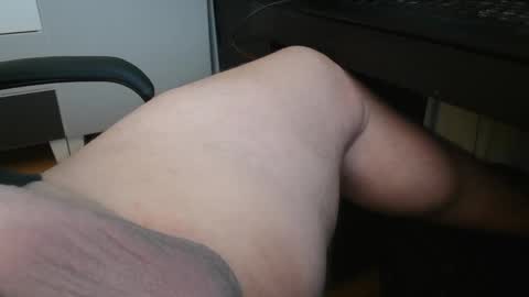 Snapshot of bonobooy chatting on 01-01-25, 03:35 Bonobooy online show from 01-01-25, 03:35