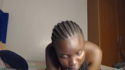 Snapshot of boobies_queen98 chatting on 09-10-25, 06:41 boobies_queen98 online show from 09-10-25, 06:41