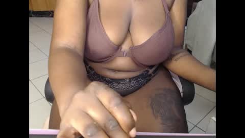 booby_candy online show from 11-09-25, 02:21