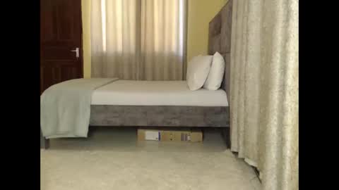 Snapshot of booby_candy chatting on 05-04-26, 12:01 booby_candy online show from 05-04-26, 12:01