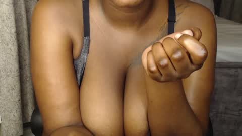 Snapshot of booby_candy chatting on 06-26-26, 10:36 booby_candy online show from 06-26-26, 10:36