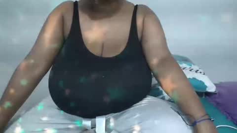 Snapshot of boobygoddessxxx chatting on 12-24-24, 10:44 boobygoddessxxx online show from 12-24-24, 10:44