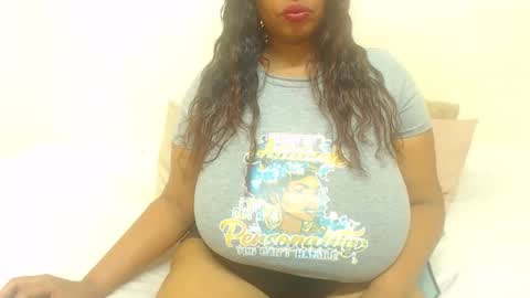 Snapshot of boobyqueen24 chatting on 02-17-26, 03:25 boobyqueen online show from 02-17-26, 03:25