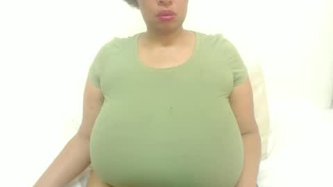 Snapshot of boobyqueen24 chatting on 02-26-26, 07:40 boobyqueen online show from 02-26-26, 07:40