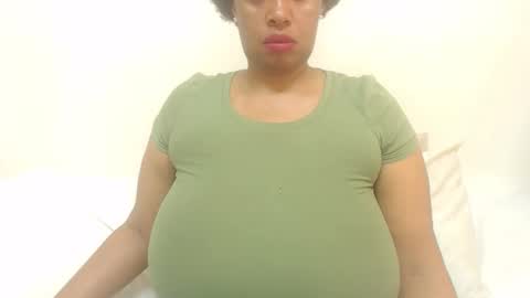 Snapshot of boobyqueen24 chatting on 03-13-26, 10:44 boobyqueen online show from 03-13-26, 10:44