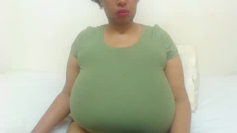 Snapshot of boobyqueen24 chatting on 04-02-26, 10:35 boobyqueen online show from 04-02-26, 10:35