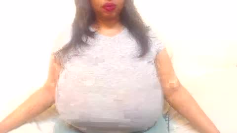 Snapshot of boobyqueen24 chatting on 07-20-26, 12:29 boobyqueen online show from 07-20-26, 12:29