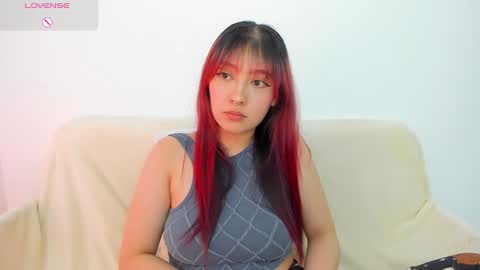 Snapshot of boonie_girl chatting on 01-08-25, 08:06 Booniee online show from 01-08-25, 08:06