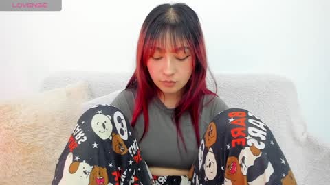 Snapshot of boonie_girl chatting on 01-11-25, 06:35 Booniee online show from 01-11-25, 06:35