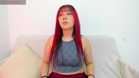 Snapshot of boonie_girl chatting on 01-21-25, 06:00 Booniee online show from 01-21-25, 06:00