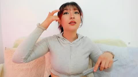 Snapshot of boonie_girl chatting on 02-20-25, 09:33 Booniee online show from 02-20-25, 09:33