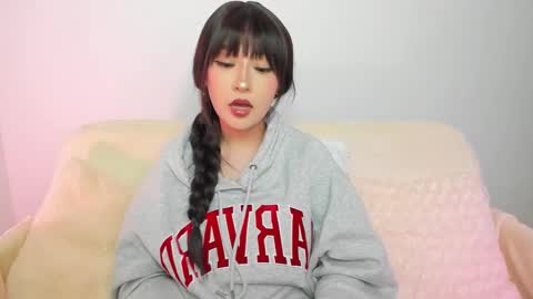 Snapshot of boonie_girl chatting on 09-12-25, 05:18 Booniee online show from 09-12-25, 05:18