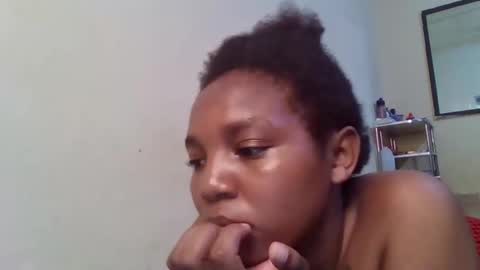 bootie_caramel online show from 11-09-25, 08:12