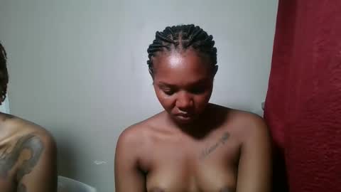 bootie_caramel online show from 06-08-26, 03:40