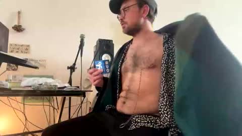 Snapshot of booyyy12 chatting on 03-29-26, 05:51 BoYYYOOO online show from 03-29-26, 05:51