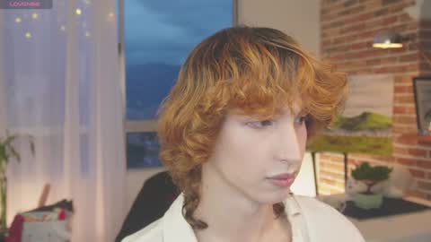 Snapshot of boream_ chatting on 12-22-24, 10:47 Bream online show from 12-22-24, 10:47