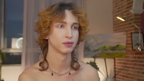 Snapshot of boream_ chatting on 01-15-25, 11:19 Bream online show from 01-15-25, 11:19