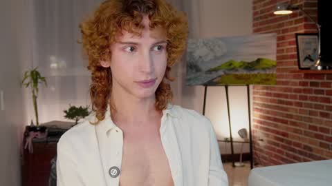 Snapshot of boream_ chatting on 01-29-25, 01:16 Bream online show from 01-29-25, 01:16