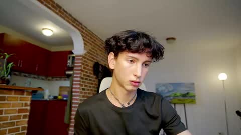 Snapshot of boream_ chatting on 09-16-25, 11:33 Bream online show from 09-16-25, 11:33