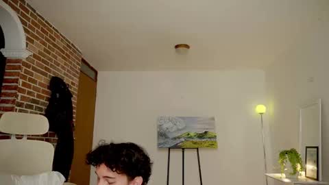 Snapshot of boream_ chatting on 10-21-25, 11:22 Bream online show from 10-21-25, 11:22