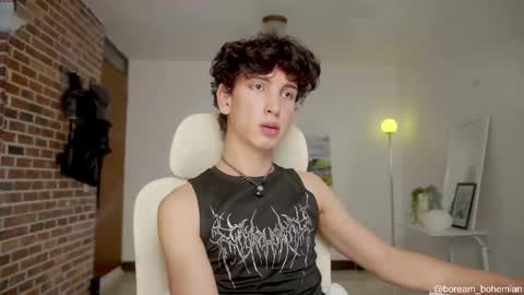 Snapshot of boream_ chatting on 11-10-25, 01:43 Bream online show from 11-10-25, 01:43