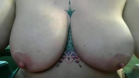 BoredCountryGirl online show from 05-19-26, 03:24