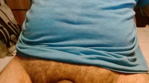 Snapshot of bose393 chatting on 02-16-26, 04:52 bose393 online show from 02-16-26, 04:52