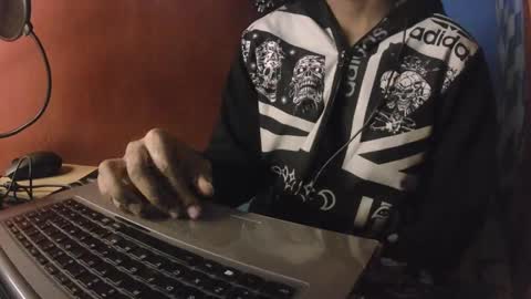 boss_playa98 online show from 02-26-25, 08:15