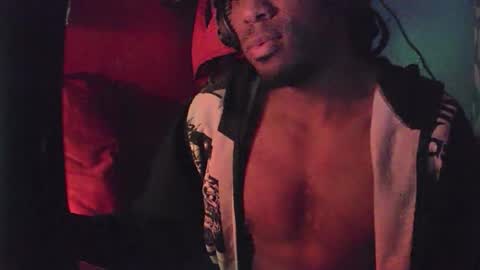 boss_playa98 online show from 10-22-25, 07:41