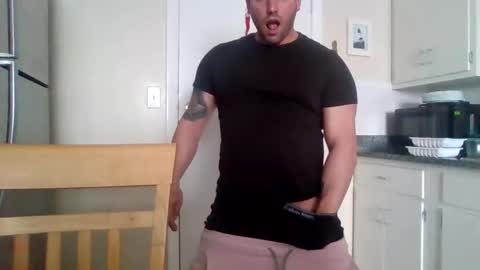 Snapshot of bosslife505050 chatting on 02-16-25, 02:32 The Italian Boss online show from 02-16-25, 02:32