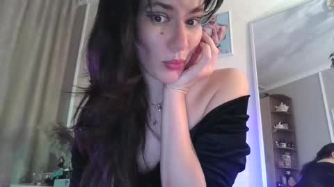 Snapshot of bossyiskitten chatting on 11-11-25, 08:42 Bossy online show from 11-11-25, 08:42