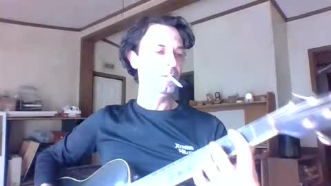 Snapshot of bottomcdforoldersc chatting on 12-25-24, 07:13 James online show from 12-25-24, 07:13