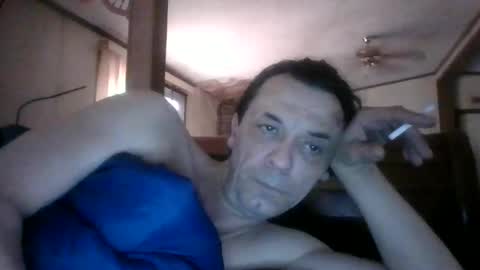 Snapshot of bottomcdforoldersc chatting on 12-27-24, 05:48 James online show from 12-27-24, 05:48